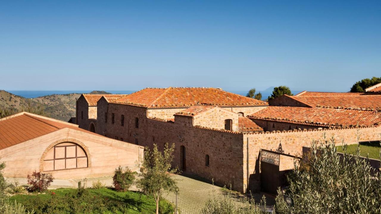 Relais Abbazia Santa Anastasia Resort & Winery Castelbuono  Exterior photo